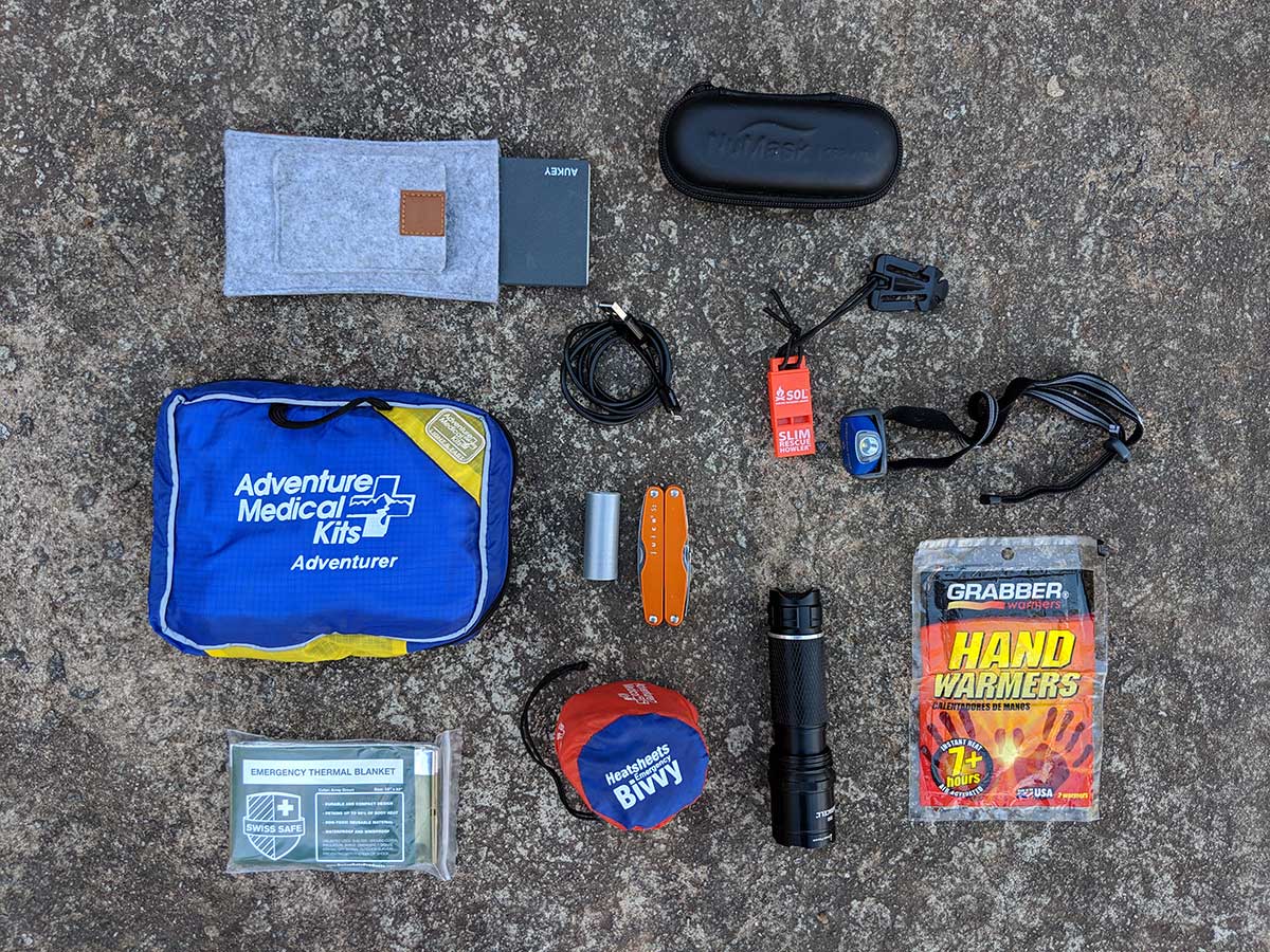 You are currently viewing What’s In Your Road Emergency Bag?